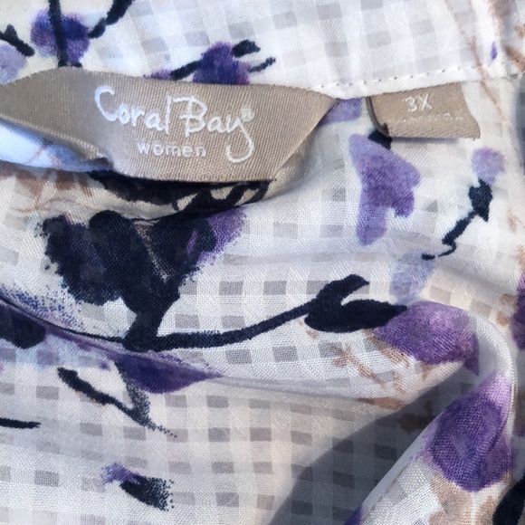 Women’s dainty Coral Bay violet lilac fall cuff sleeve floral blouse - Picture 12 of 12